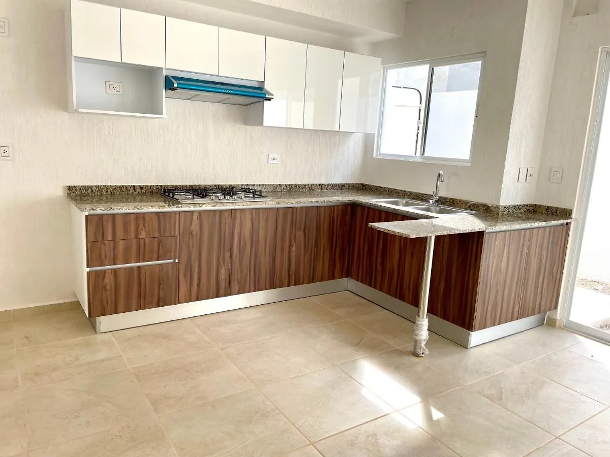 La Cohouse Apartment Cancun Homestay